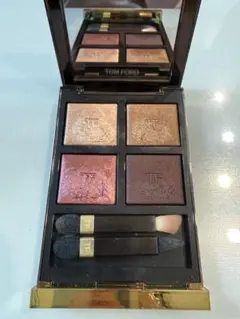 TOM FORD】アイカラークォード 4A ハネムーン - メルカリ