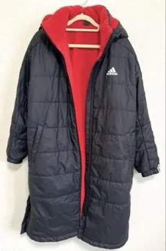 adidas フード付きベンチコート 黒/赤　ジュニア150サイズ　サッカー