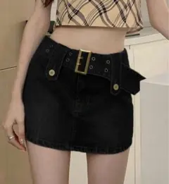 ブラックタイトスカート ベルト付き