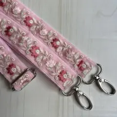 インド刺繍リボン　スマホショルダー　ピンク