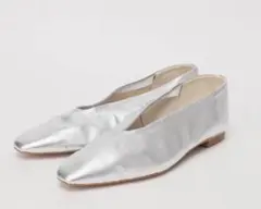 【新品・未使用】【期間限定値下げ】Spick & Span ポインテッドフラットのサムネイル