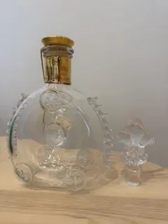 2025年最新】ルイ13世 バカラ 瓶の人気アイテム - メルカリ