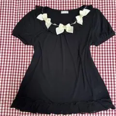 美品　axes femme アクシーズ　黒リボンビジュー装飾 フリル半袖トップス