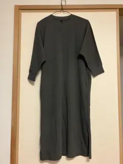 ユニクロ　ドルマンスリーブ　ワンピース　七分袖