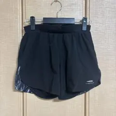 ティゴラ ショートパンツ Sのサムネイル