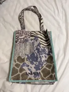 Item thumbnail for item f59a6702-04d0-447c-94a8-b1289677e3f3