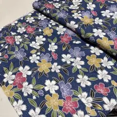 花柄コットン風生地 ネイビー