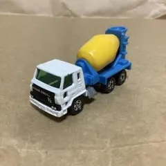 Item thumbnail for item 031fe0e3-04d4-4c4e-9c7d-5c98b44e3258