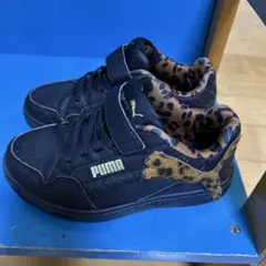 キッズ　プーマ　スニーカー　17.5㎝　黒　レオパード