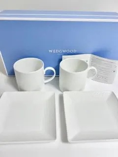 新品箱付き【2脚+2枚計4点セット】ウェッジウッド カップ プレート