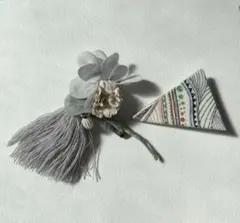花、焼き物　ブローチセット