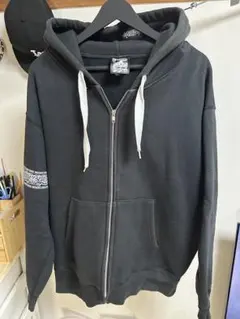 BALANCE STREETWEAR ジップアップパーカー ブラックのサムネイル