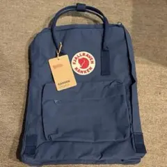 新品 Fjallraven Kanken リュック ネイビーのサムネイル