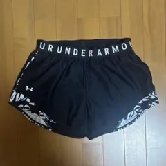 UNDER ARMOUR ショートパンツ Sサイズ