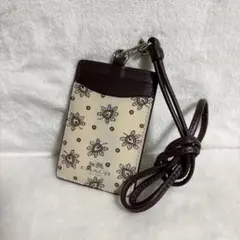 未使用級！　coach コーチ　パスケース　ボタニカル柄　ネックストラップ