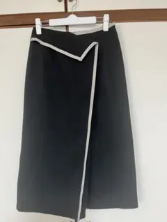 グレー　ラップ風スタイル タイトスカート