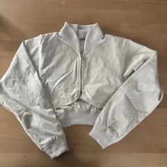 Nike ショートジャケット XS ホワイト　試着のみ