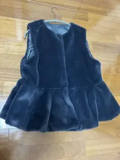 ダークグレー ファーベスト M-Lサイズ