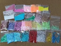 多色プラスチックビーズ、ラメらホログラムセット