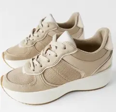 新品☆ZARA ザラ メッシュスニーカー Gold