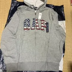 新品タグ付きGAP アメリカ国旗デザイン パーカー Mサイズ