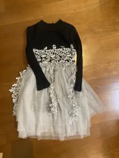 100cm フォーマルドレス 黒とグレー レース装飾