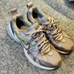 【25センチ】Nike スニーカー V2K RAN ピンク 美品