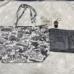 GENERATIONS ロゴプリント バッグ２点とキーホルダー2つ