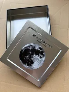 ASTRONOMY ANOTHER MOON 正方形　空き缶