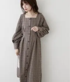 natural couture べっ甲釦ウエストタックワンピース　美品