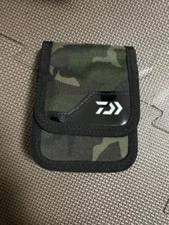 DAIWA ダイワ フックストッカー 小物入れ 迷彩柄 釣り ルアーケース 美品