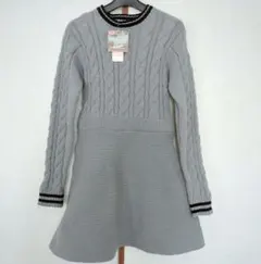 ケーブル編みワンピース　ニットワンピース　ライン入り　ゴルフ　デート