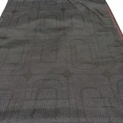 黒い幾何学模様の紬着物　大島紬