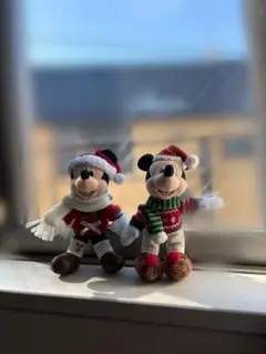 ディズニー公式グッズ クリスマス ミッキー ぬいぐるみバッジ2024.2025