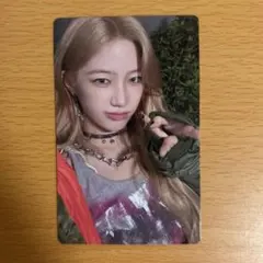 ルセラフィム different カズハ トレカ