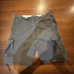 【大きなサイズ】Abercrombie & Fitch カーゴショートパンツ