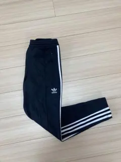 アディダス トラックパンツ(BECKENBAUER)