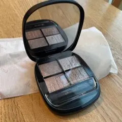 コスメデコルテ　クリスマスコフレ2025 【アイシャドウ】