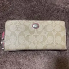 Coach 長財布 ピンク　シグネチャー　ラウンドファスナー