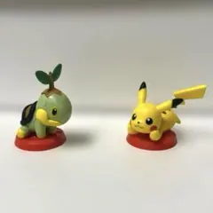 ポケモン　チョコエッグ　旅立ちの3匹　　ピカチュウ　ナエトル