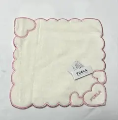 FURLA ハート型タオル ハンカチ