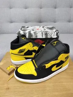 Item thumbnail for item dbece771-173b-4b6e-bc27-60c1c314f7ad