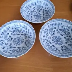 青い花柄 陶器製 丼 3個セット