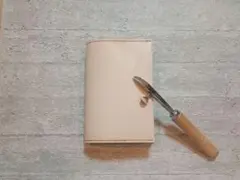 文庫本用本革ブックカバー│きなり（無染色）ヌメ革レザー│しおり内蔵