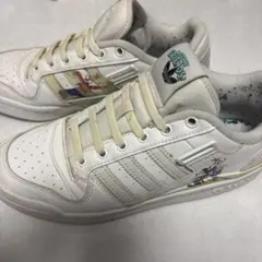 @*n様 adidas ディズニースニーカー
