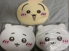 ちいかわ低反発クッション　ちいかわ2個　うさぎ１個
