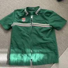 セブンイレブン　グリーン 半袖