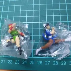 ストリートファイターミニフィギュア　春麗　キャミィ