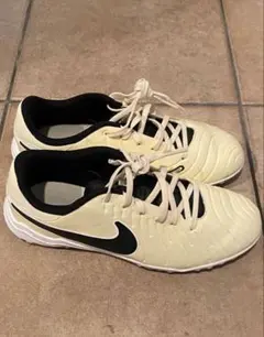Nike サッカートレーニングシューズ　23.5cmのサムネイル