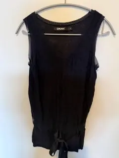 DKNY ノースリーブ Vネック ブラック サイズPのサムネイル